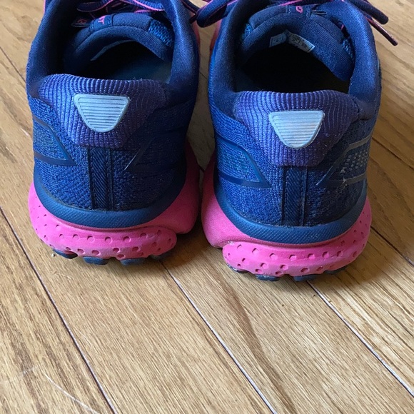 Women’s Brooks Ghost 12 size 8 - Picture 3 of 6